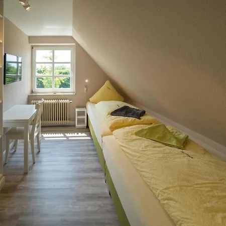 Arche Svea Fasan Шпикерог